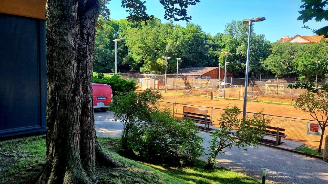 Hostel Cibulka Prag Eksteriør billede